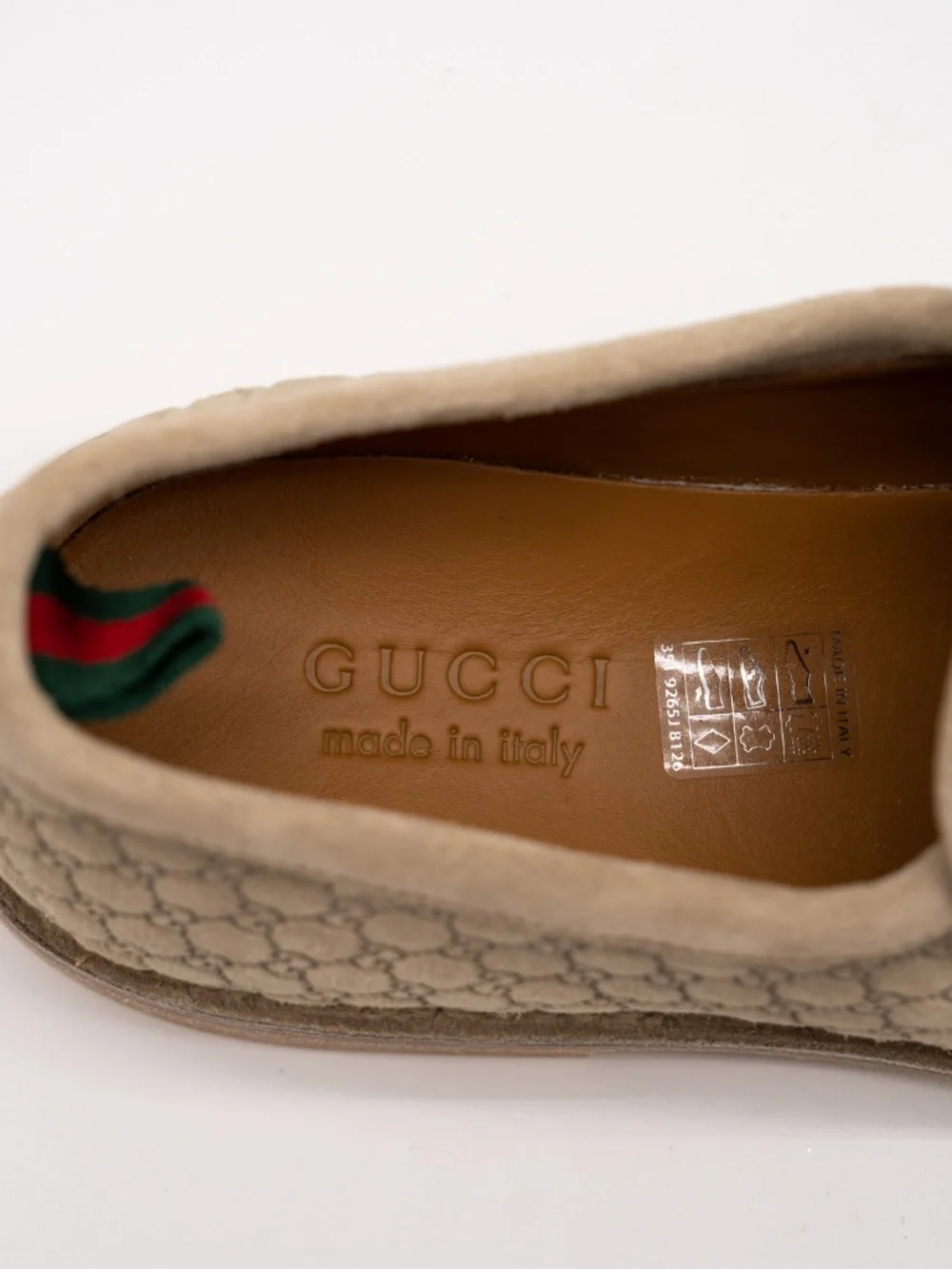 Gucci size labeled